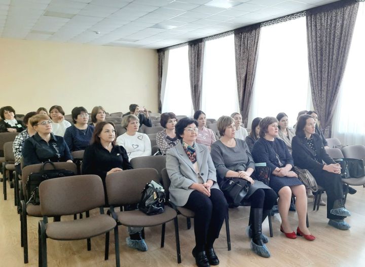 Казанның 27 нче гимназиясендә республикакүләм семинар