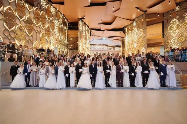 Камал театры сәхнәсендә 45 пар өйләнеште
