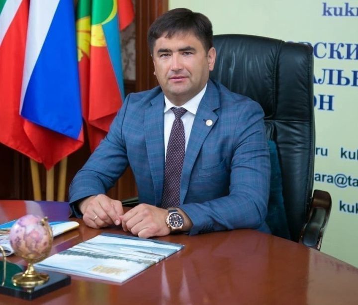 «Мы делаем все, чтобы сократить  отток молодежи из Кукмора в Казань»