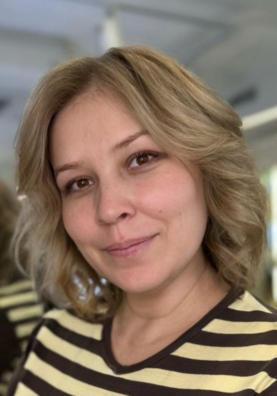 Цифровой помощник для учителя: как нейросети помогут вам творить, вдохновлять и экономить время