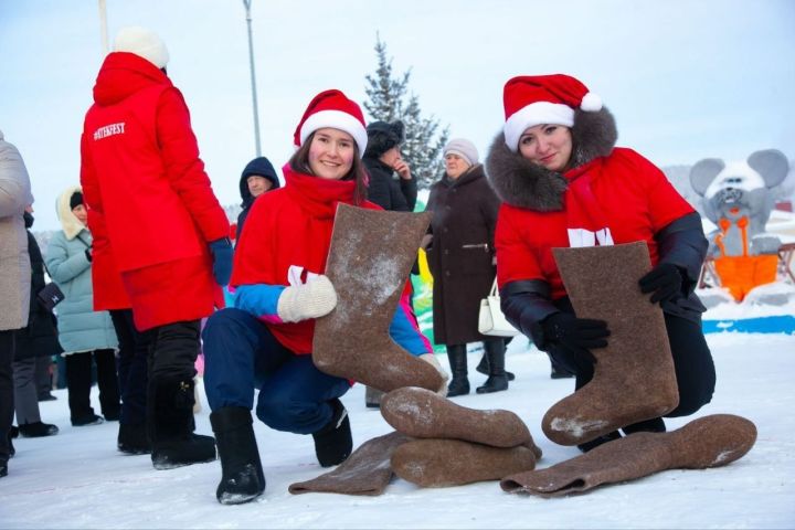 Кукмарада «Кукмара итекләре» Бөтенроссия халык иҗаты фестиваль – ярминкәсе