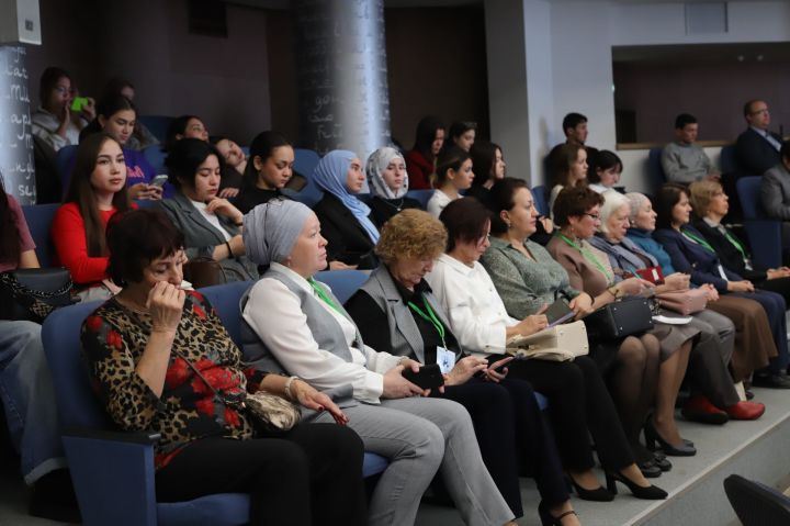 В Казани проходит конференция   «Международные Бодуэновские  чтения»
