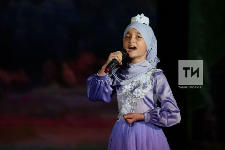 Педагогика фәннәре кандидаты бөтен республика халкын тәрбияли!