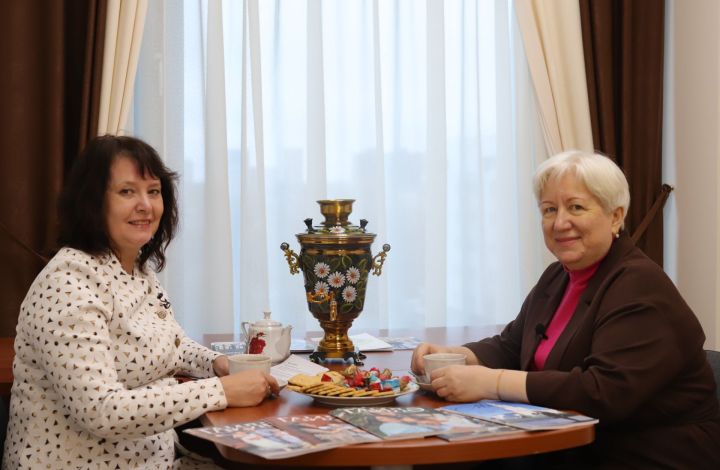 Университетның диварлары да тәрбияли