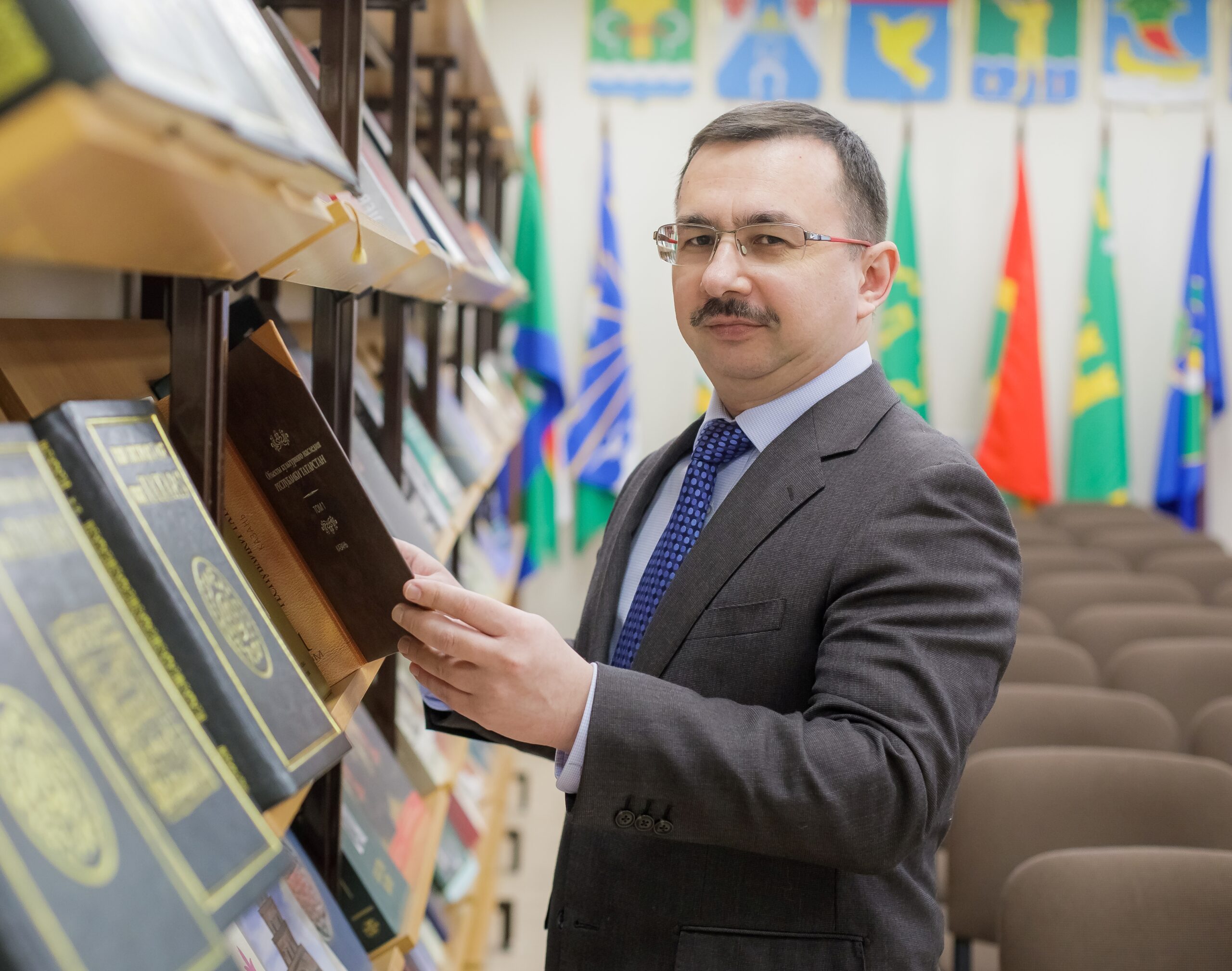 Марат Гибатдинов: «Для формирования национальной идентичности нужен симбиоз семьи и школы»
