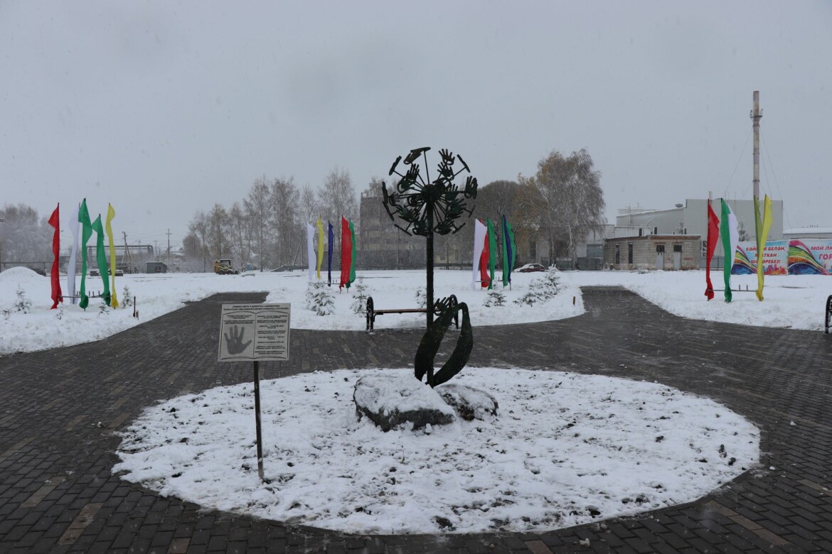 Необычный памятник появился в Татарстане