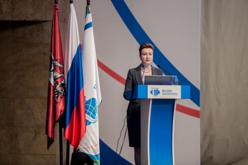 Замминистра просвещения покинул пост