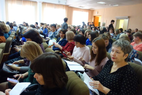 Учителям начнут выдавать землю