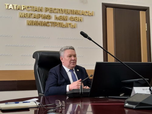 Решение о продлении каникул в РТ еще не принято