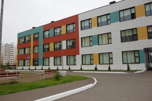 Финансирование строительства школ сохранят