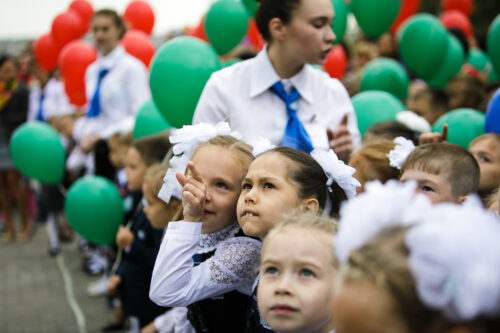 Мэр попросил провести родительские собрания