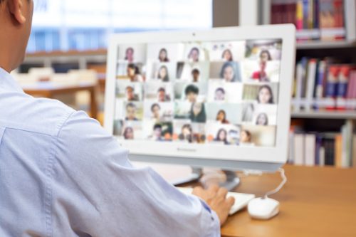 Более половины детей в стране сталкиваются с буллингом