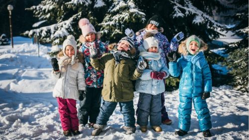 Сегодня у первоклашек начались дополнительные зимние каникулы