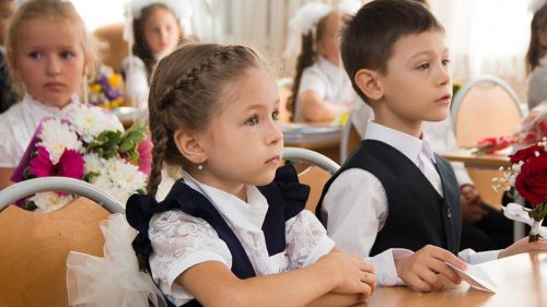 Зачислить детей в школу можно из дома