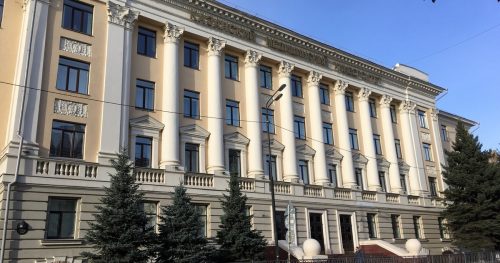 Врачи провели серию встреч с выпускниками КГМУ