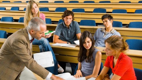 Минобрнауки рекомендовало вузам ввести должность проректора по воспитанию