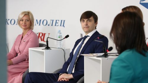 Сергей Кравцов запустил онлайн капремонт школ