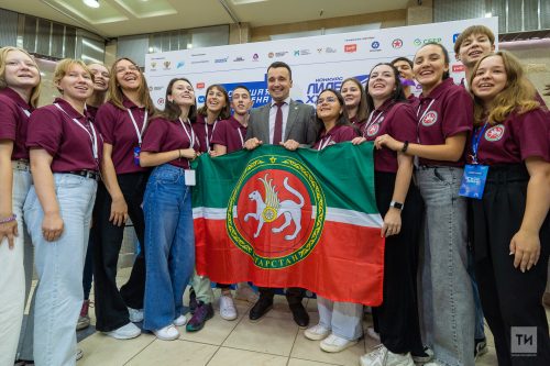 Юные лидеры страны прибыли в Казань