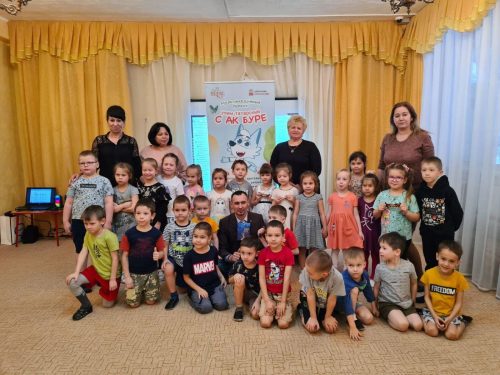 Как в детском саду встречали поэта